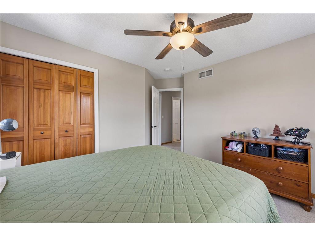 254 Jaspers Circle S Chaska MN 55318 7051809 image28