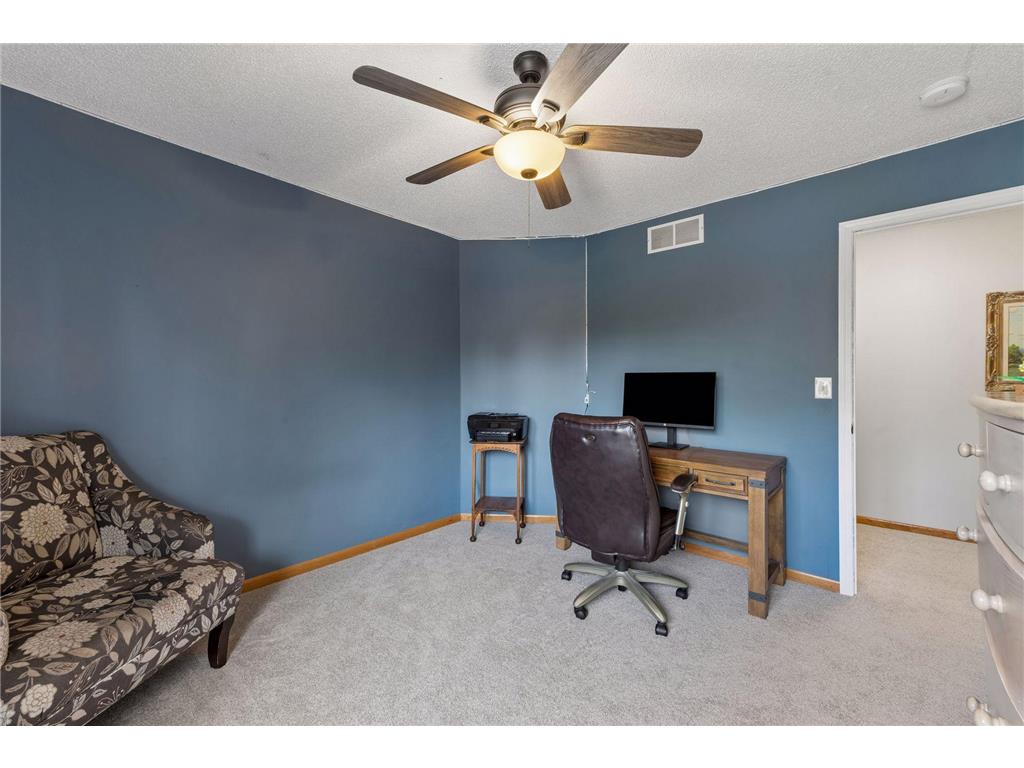 254 Jaspers Circle S Chaska MN 55318 7051809 image32