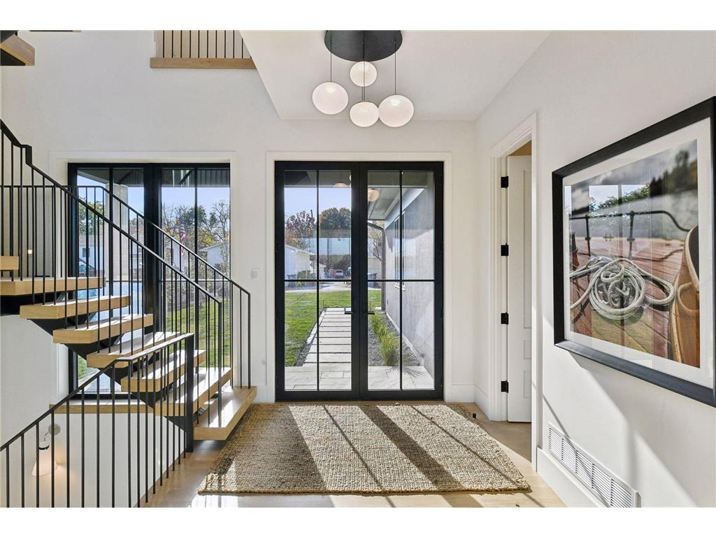 254 Lake Street Excelsior MN 55331 - Lake Minnetonka 6789422 image3