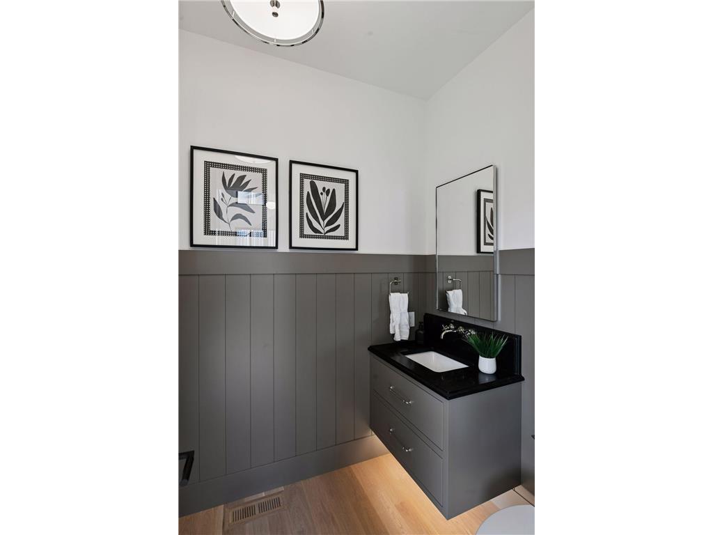 254 Lake Street Excelsior MN 55331 - Lake Minnetonka 6789422 image35