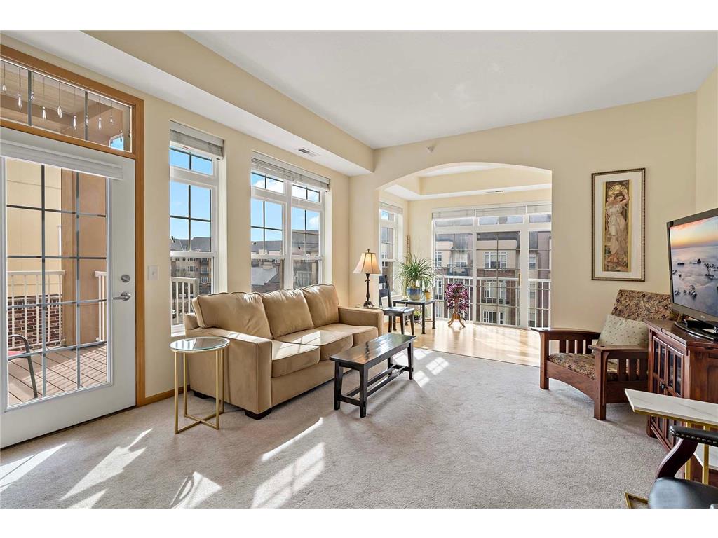 2540 38th Avenue NE #401 Saint Anthony MN 55421 6684828 image1