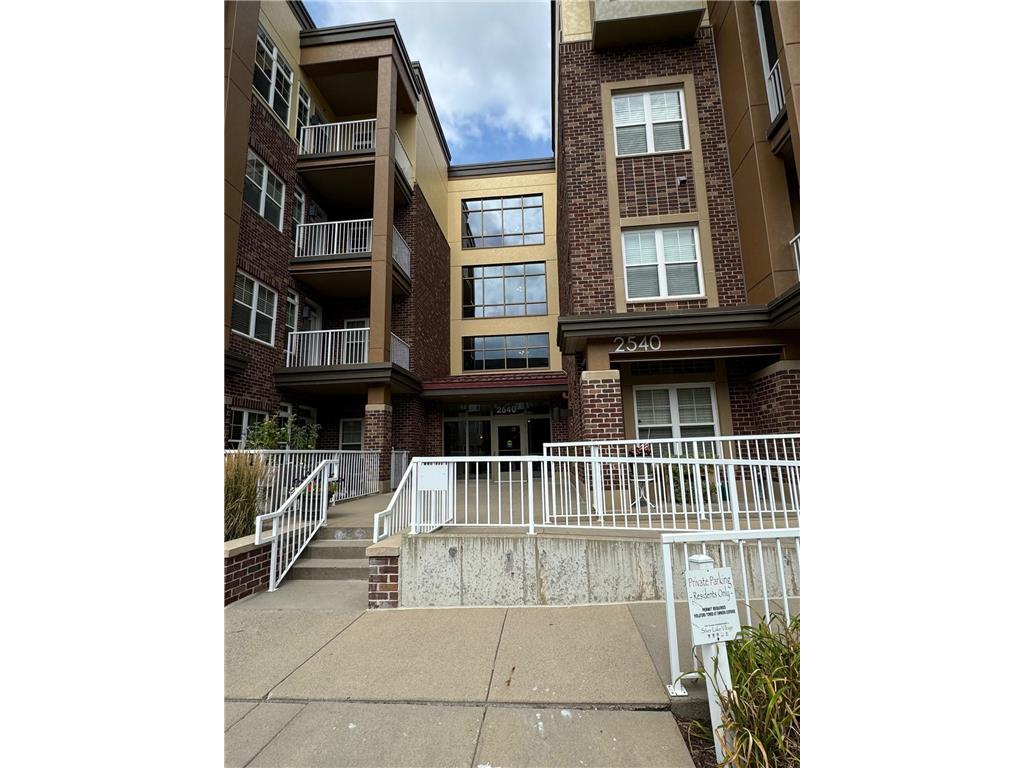 2540 38th Avenue NE #404 Saint Anthony MN 55421 6586529 image1