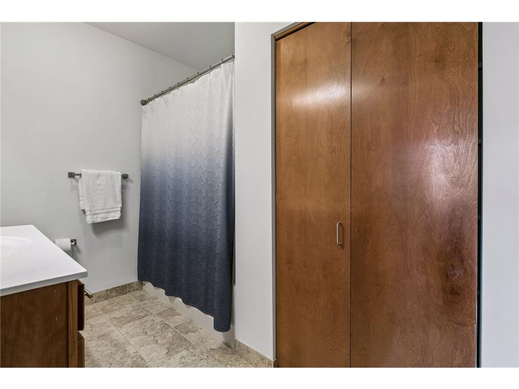 2540 38th Avenue NE #417 Saint Anthony MN 55421 7067849 image26
