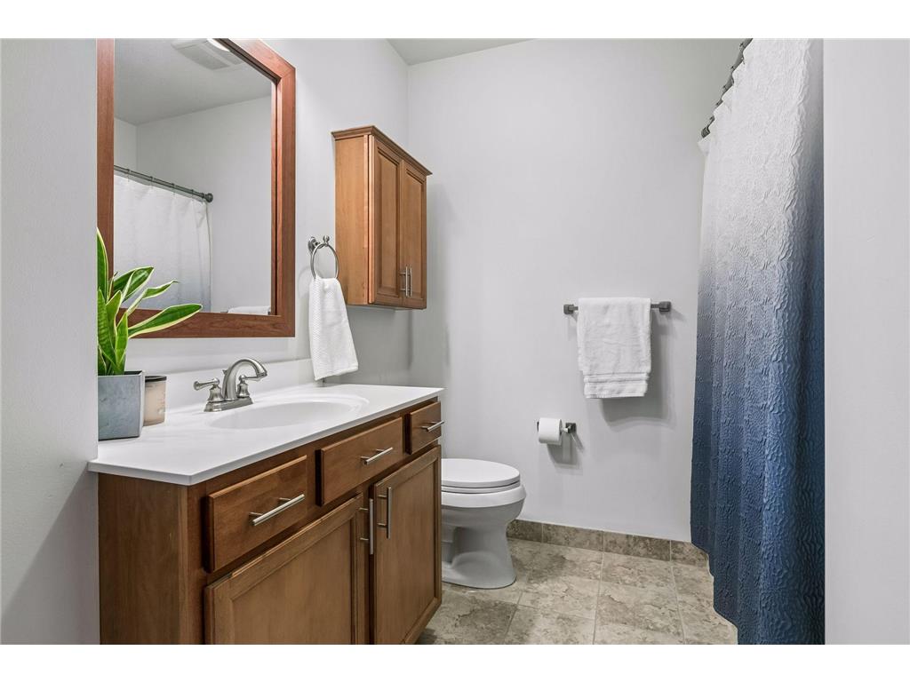 2540 38th Avenue NE #417 Saint Anthony MN 55421 7067849 image27