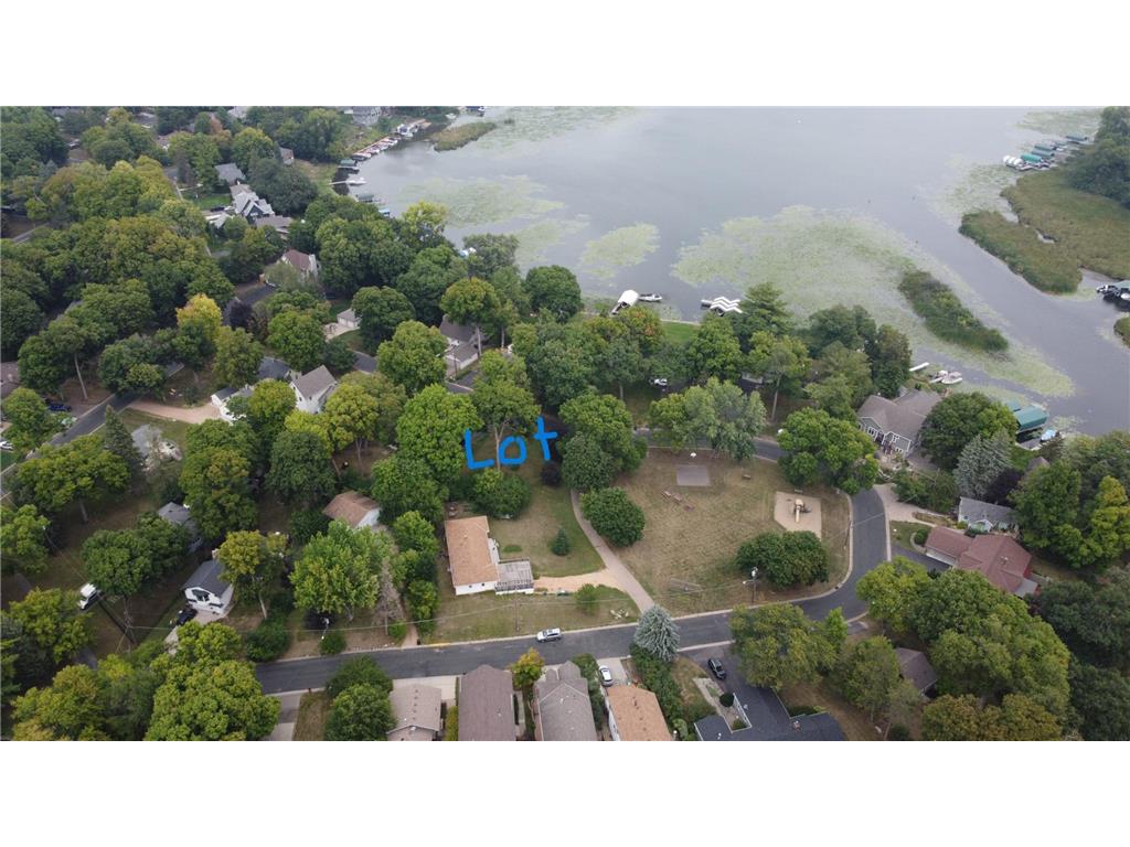 2541 Avon Drive Mound MN 55364 - Lake Minnetonka 6435652 image1
