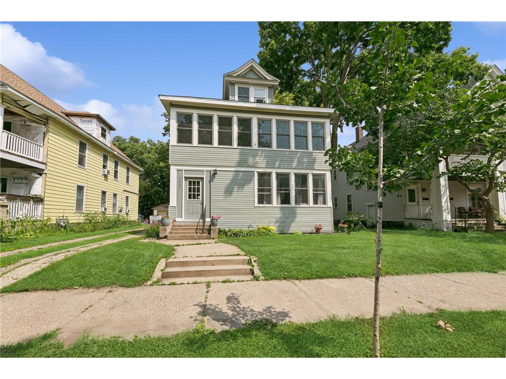 2541 Grand Avenue S Minneapolis MN 55405 6577914 image1