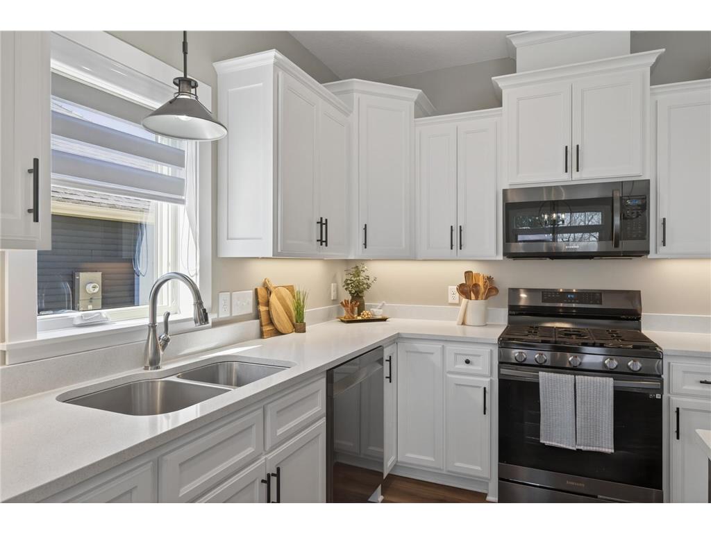 25415 Farmstead Lane Wyoming MN 55092 - Heims 7094874 image13