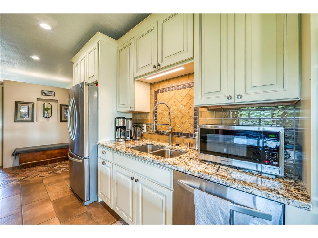 2542 Otter Road NE Bemidji MN 56601 7088888 image11