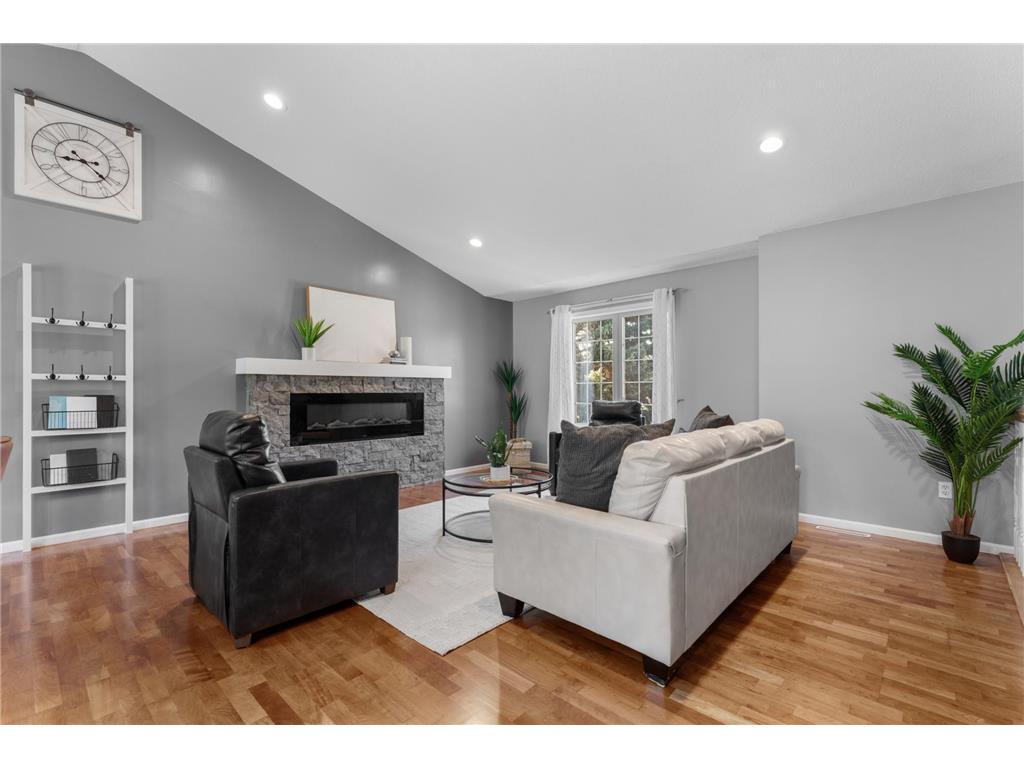2544 Boulder Ridge Drive NW Rochester MN 55901 7108401 image3