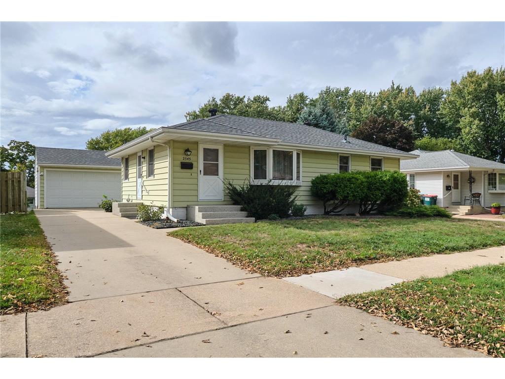2545 11th Avenue NW Rochester MN 55901 6506359 image1