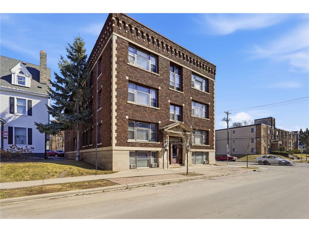 2545 Garfield Avenue #6 Minneapolis MN 55405 7068398 image16