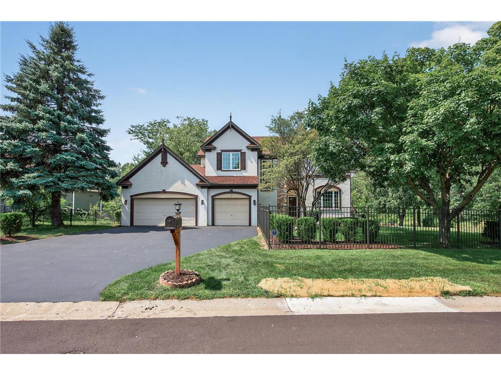 2545 Hillwood Drive E Maplewood MN 55119 6772794 image1