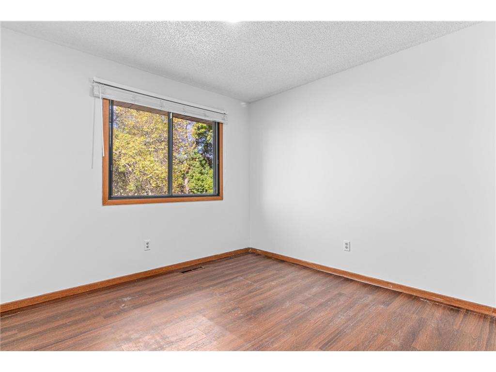 2547 Brookdale Lane Brooklyn Park MN 55444 6804351 image8