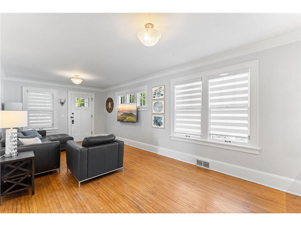 2548 17th Avenue E North Saint Paul MN 55109 7071450 image10