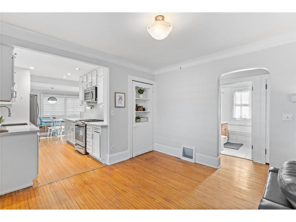 2548 17th Avenue E North Saint Paul MN 55109 7071450 image11