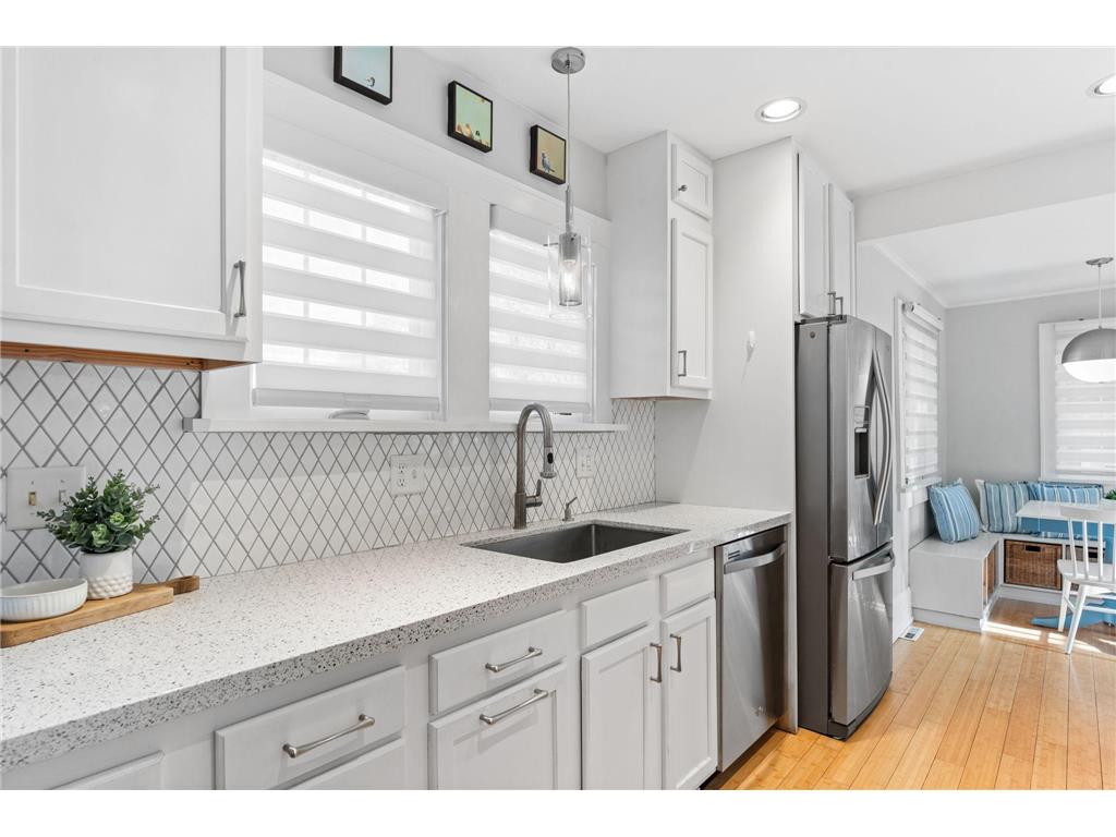 2548 17th Avenue E North Saint Paul MN 55109 7071450 image12