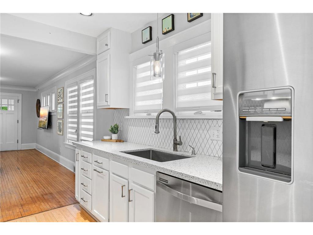 2548 17th Avenue E North Saint Paul MN 55109 7071450 image14