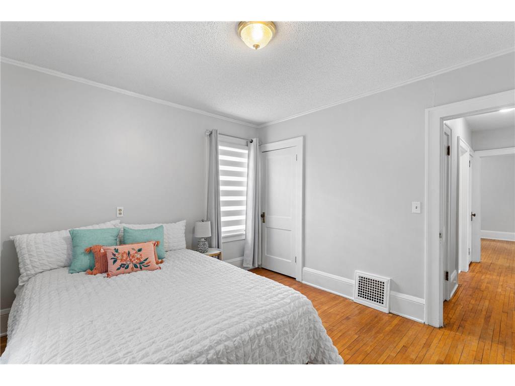 2548 17th Avenue E North Saint Paul MN 55109 7071450 image19