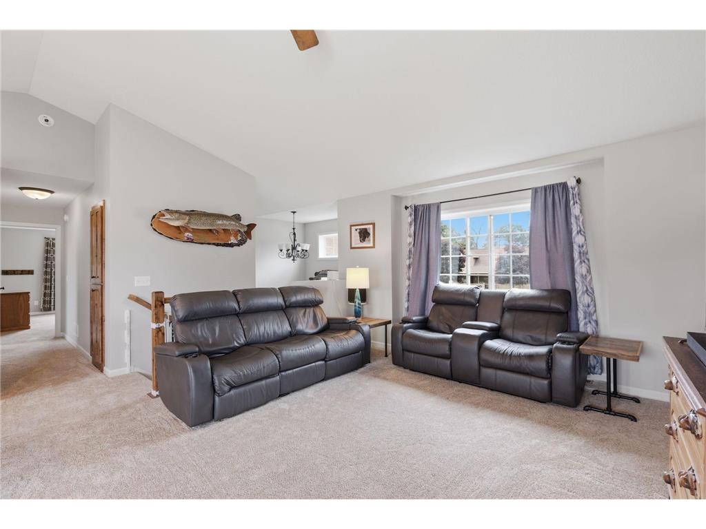 25483 12th Bay Street W Zimmerman MN 55398 7095228 image11