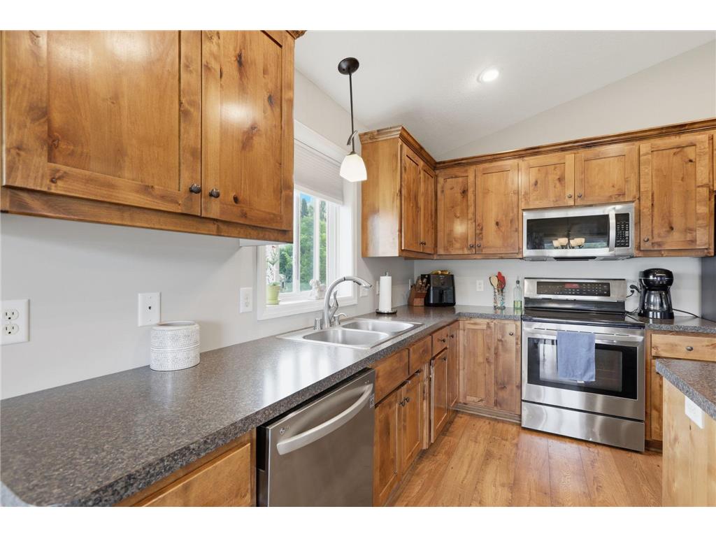 25483 12th Bay Street W Zimmerman MN 55398 7095228 image8