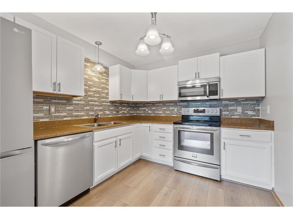 2549 Cobble Hill Court #K Woodbury MN 55125 6391593 image1