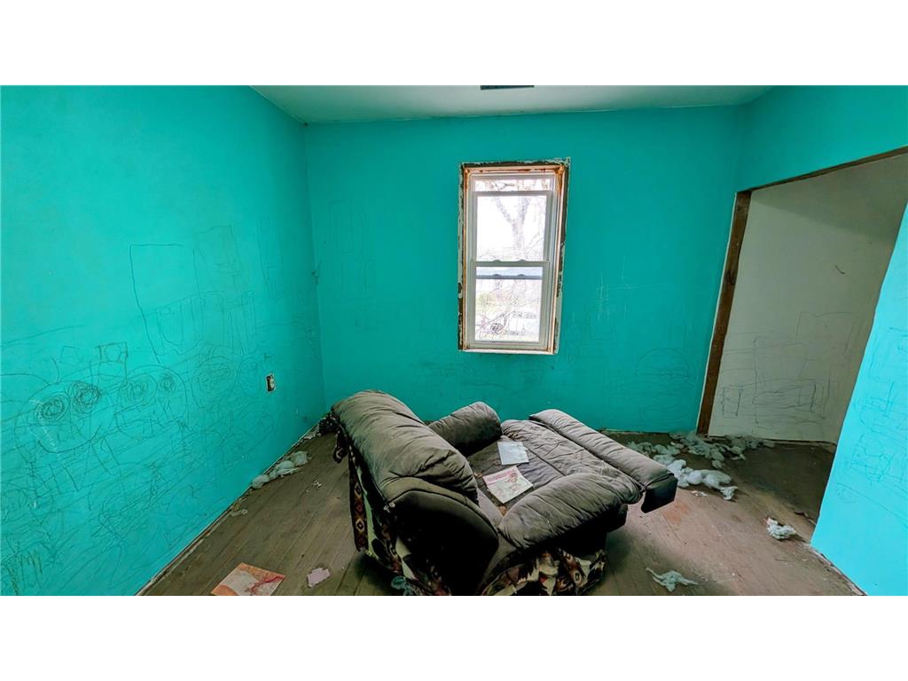 255 5th Street N Butterfield MN 56120 7072598 image11