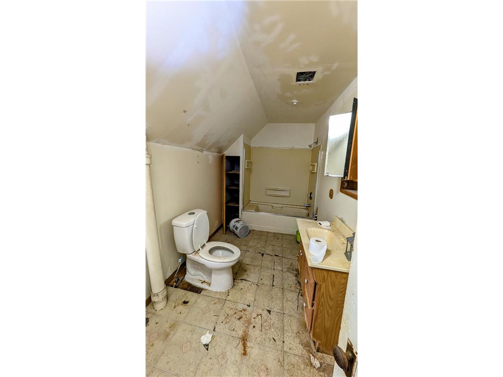 255 5th Street N Butterfield MN 56120 7072598 image12