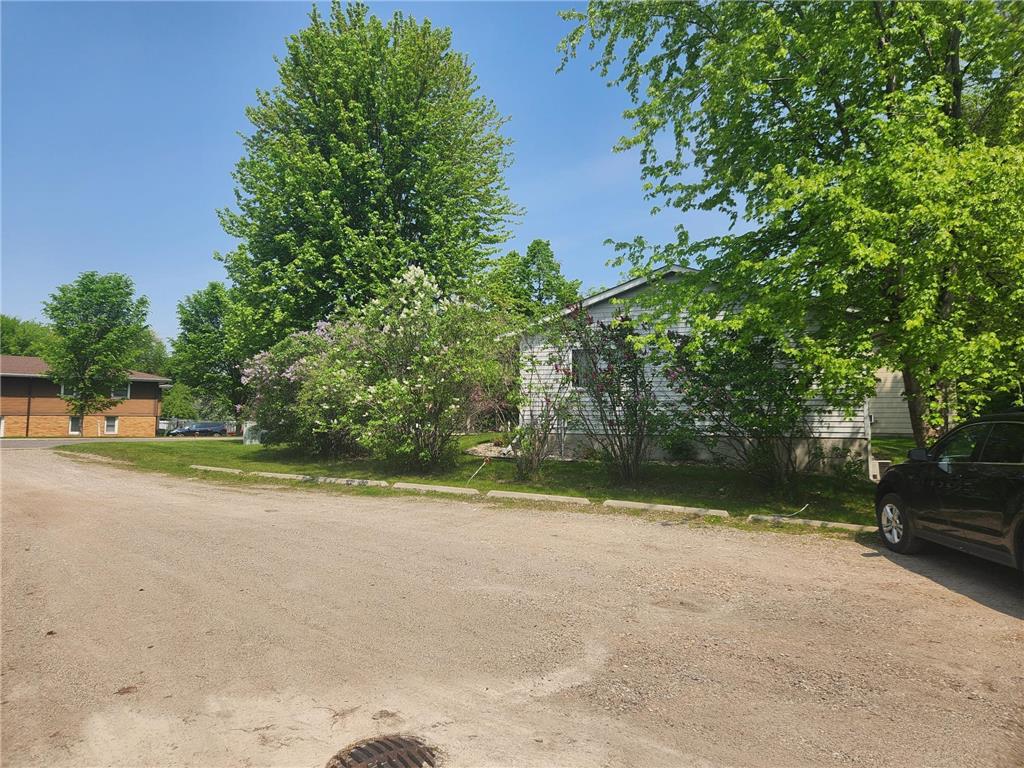 255 6th Avenue NE #2 Hutchinson MN 55350 6746028 image17