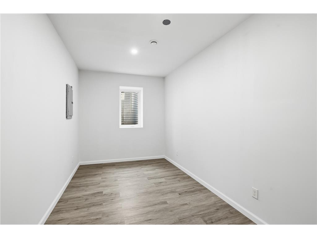 255 County Road C2 W Roseville MN 55113 6809197 image22