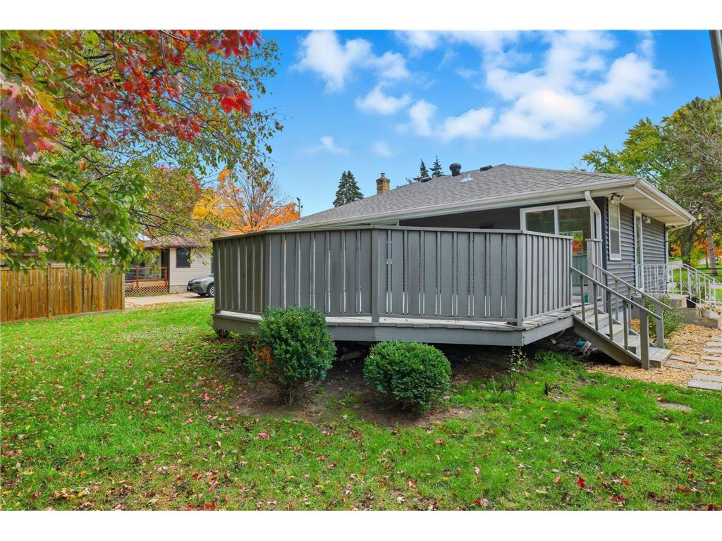 255 County Road C2 W Roseville MN 55113 6809197 image4