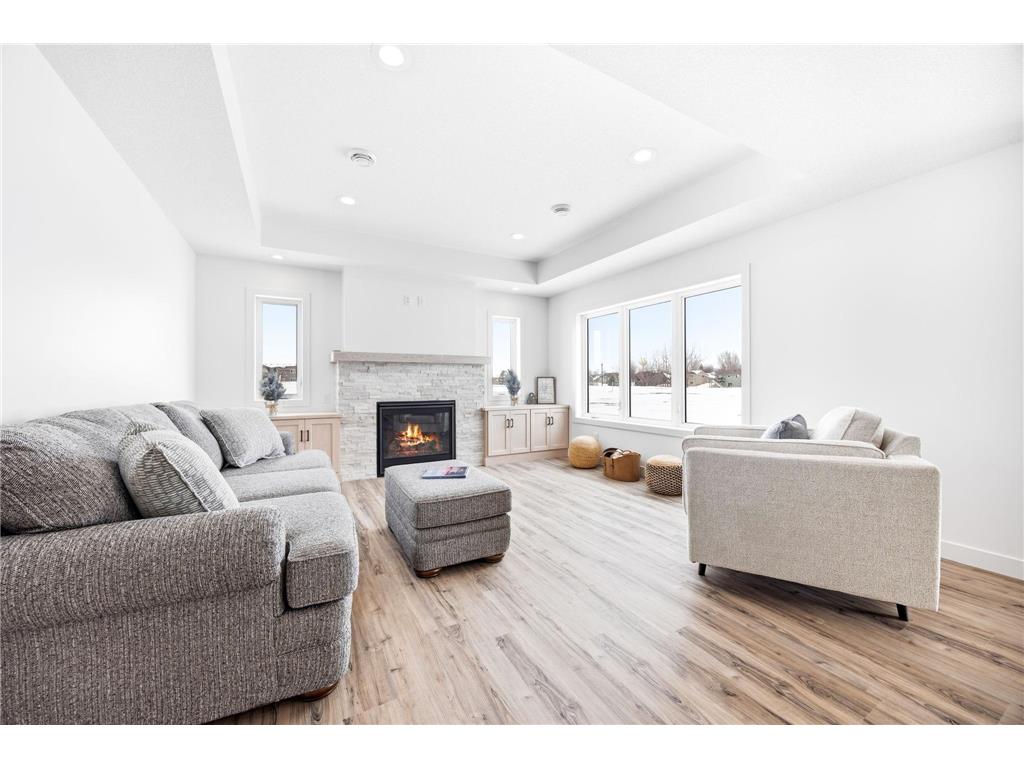 255 Eau Claire Avenue SE Hutchinson MN 55350 6784432 image10