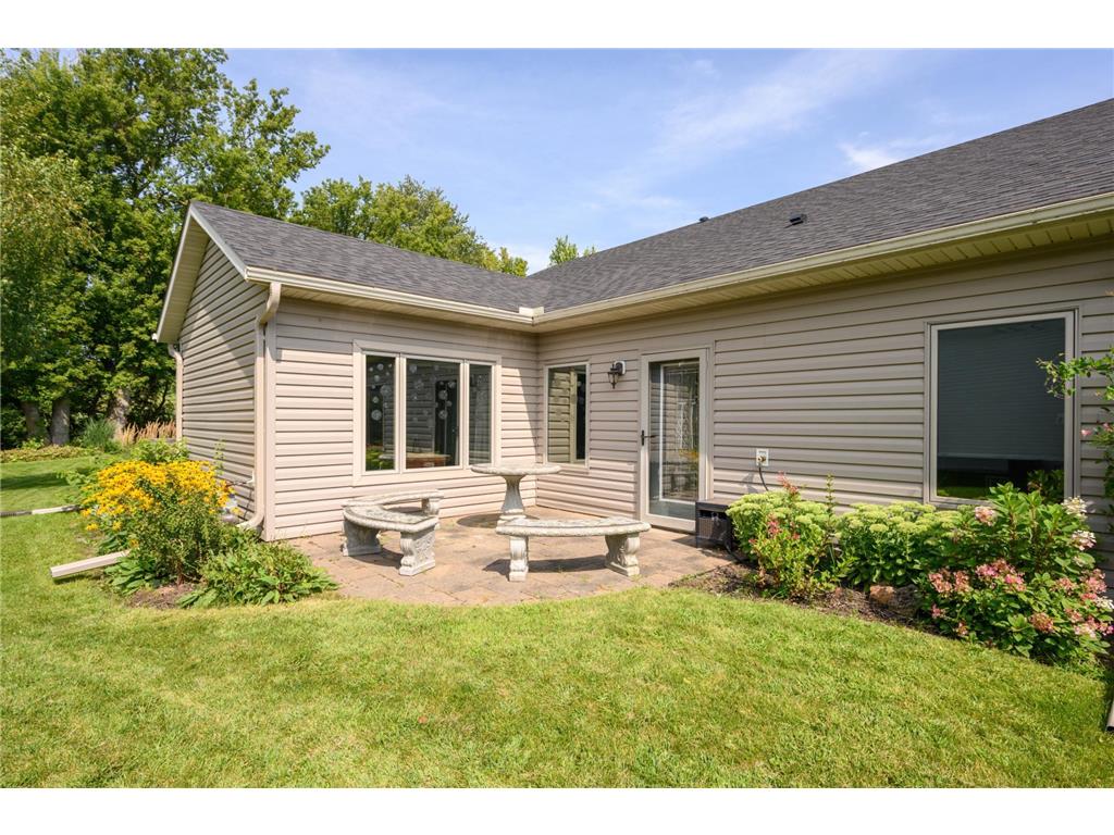 255 Golden Bear Lane Zumbrota MN 55992 6775054 image39