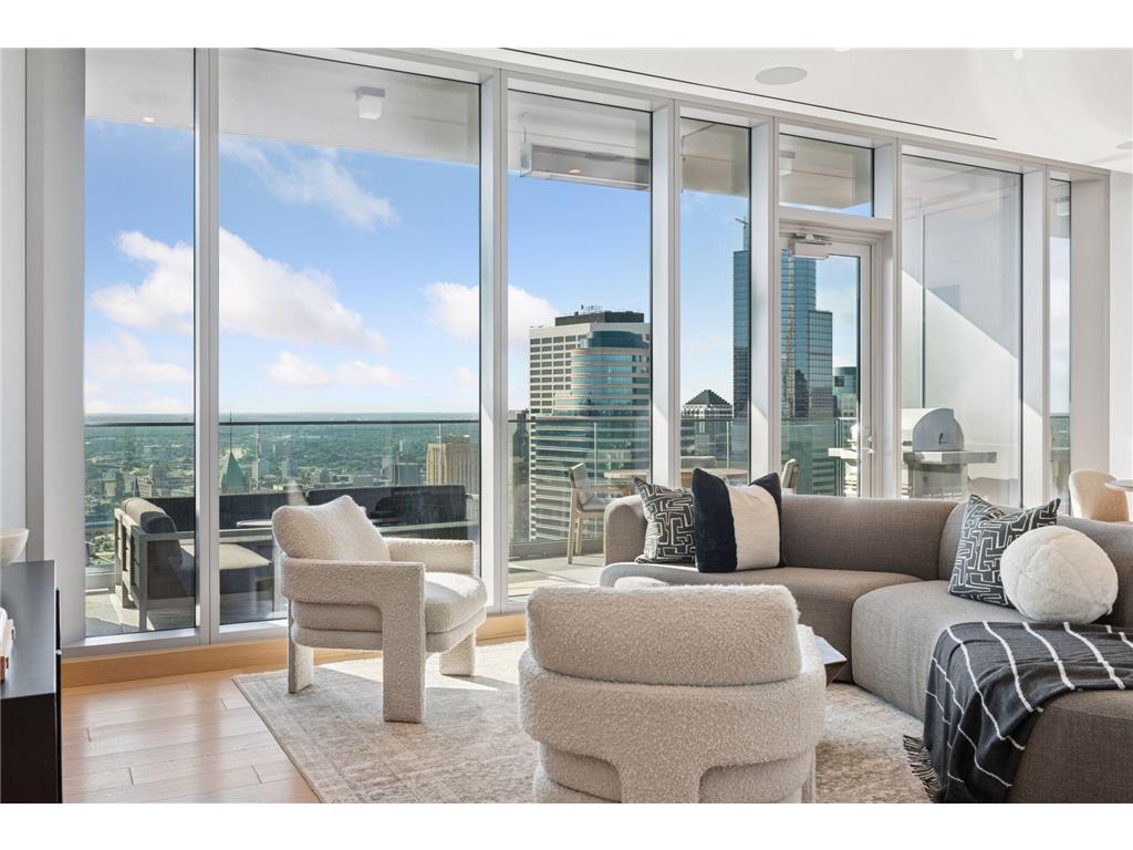 255 Hennepin Avenue #3201 Minneapolis MN 55401 6481635 image1