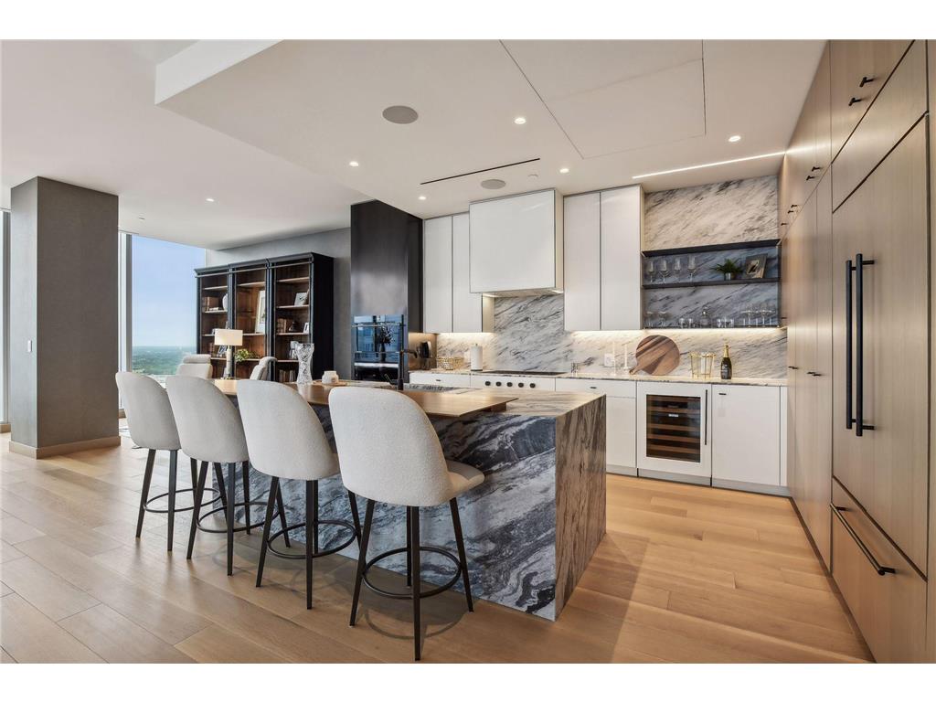 255 Hennepin Avenue #3207 Minneapolis MN 55405 6592520 image1