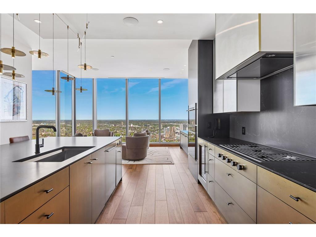255 Hennepin Avenue #3303 Minneapolis MN 55408 7042785 image25