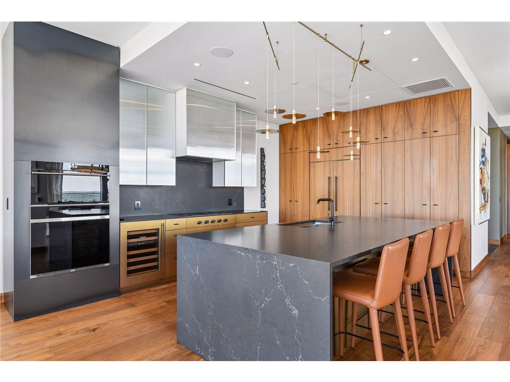 255 Hennepin Avenue #3303 Minneapolis MN 55408 7042785 image27