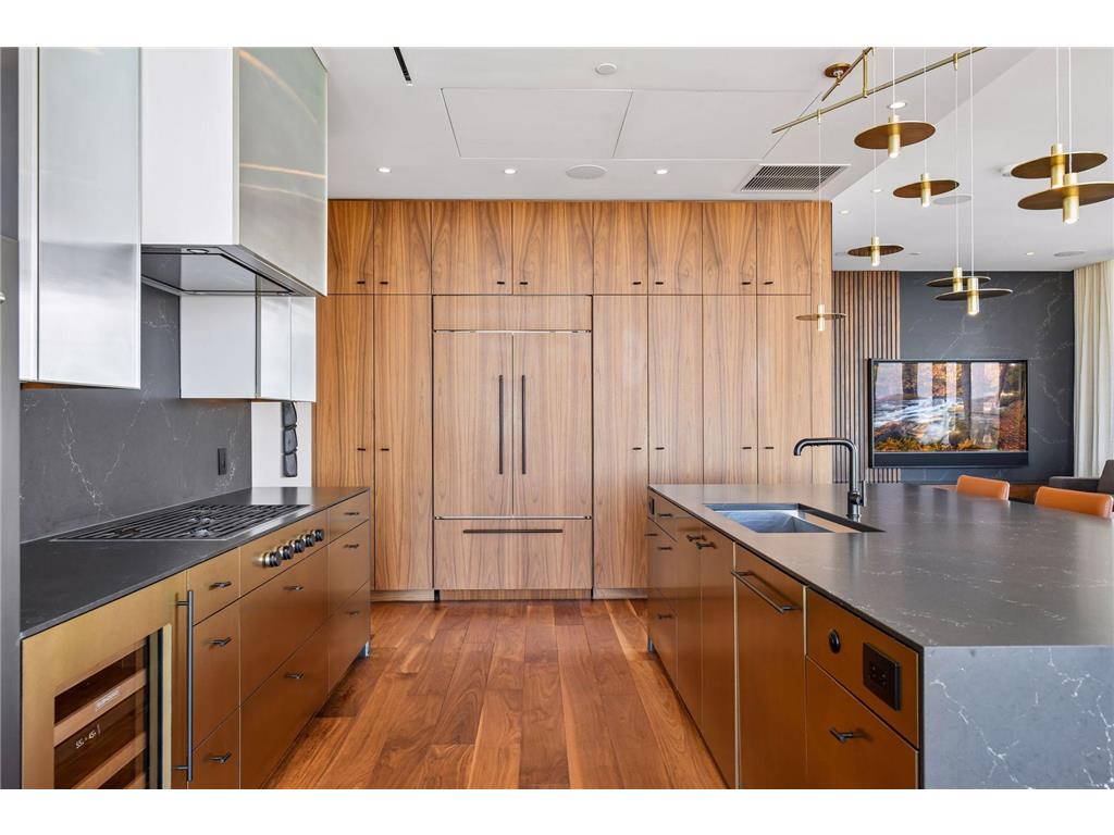 255 Hennepin Avenue #3303 Minneapolis MN 55408 7042785 image29