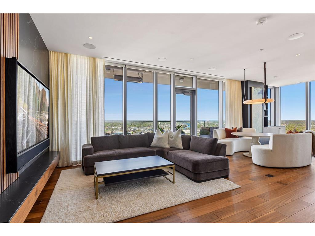 255 Hennepin Avenue #3303 Minneapolis MN 55408 7042785 image31