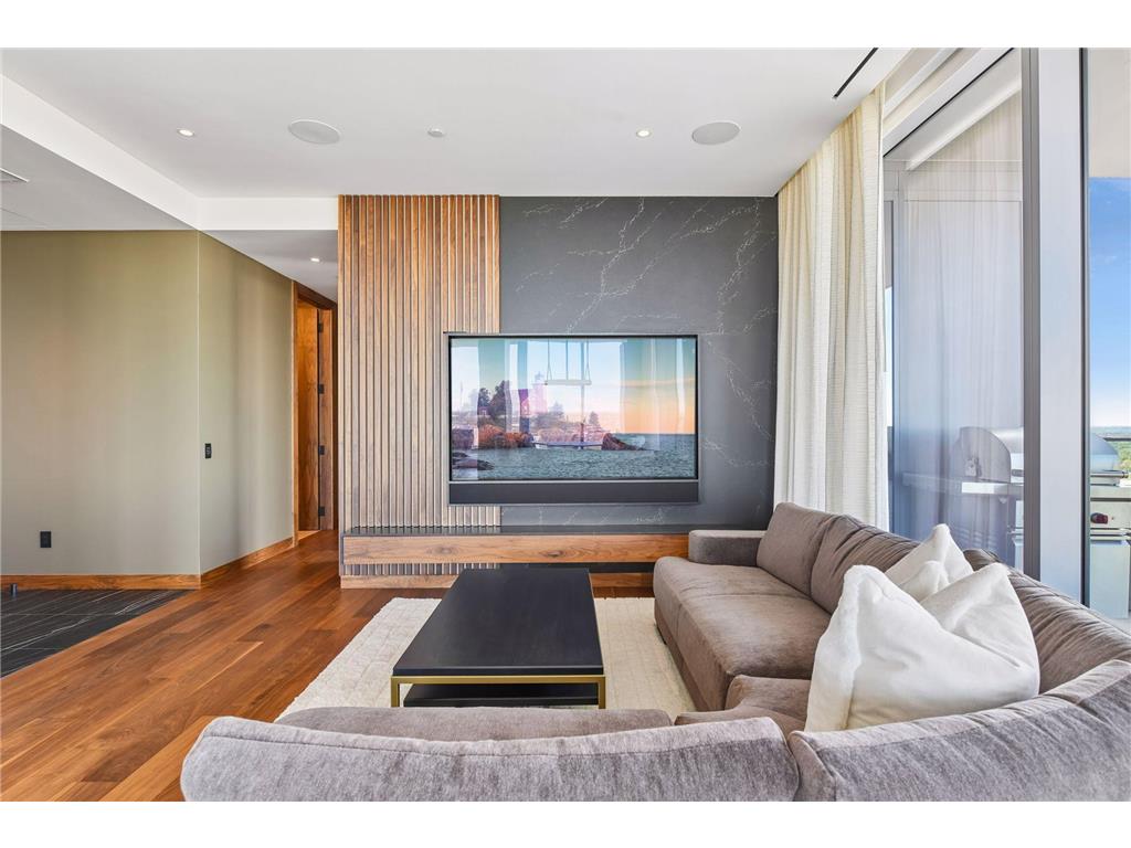 255 Hennepin Avenue #3303 Minneapolis MN 55408 7042785 image35