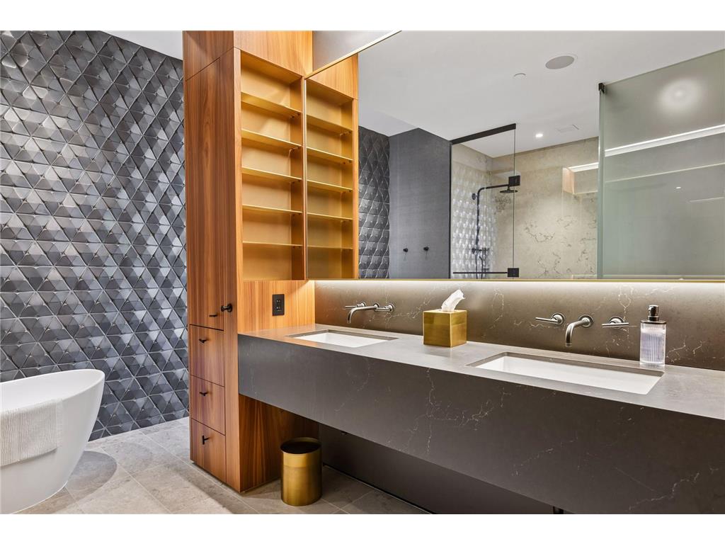 255 Hennepin Avenue #3303 Minneapolis MN 55408 7042785 image43