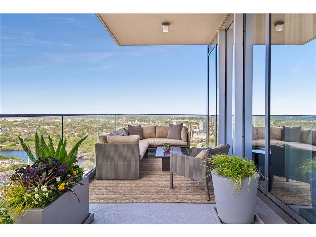 255 Hennepin Avenue #3303 Minneapolis MN 55408 7042785 image7