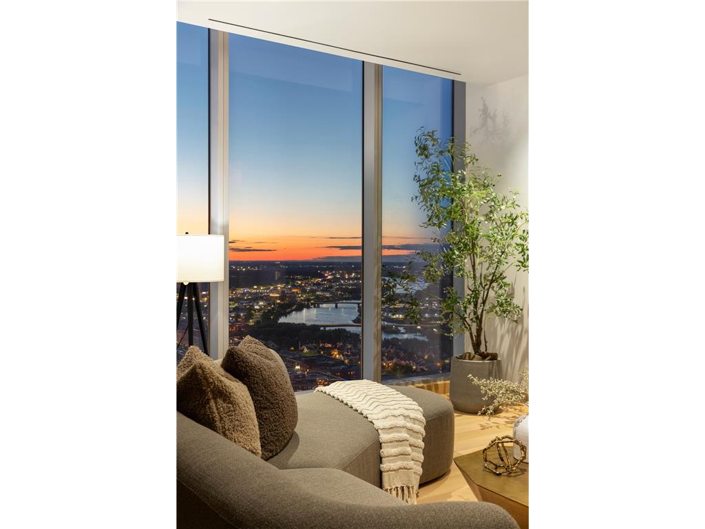 255 Hennepin Avenue #3404 Minneapolis MN 55401 - Mississippi 6734627 image2