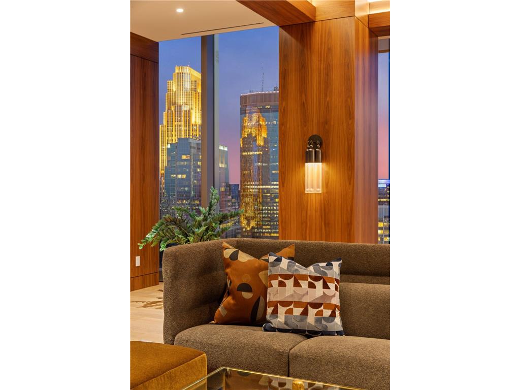 255 Hennepin Avenue #3505 Minneapolis MN 55401 7104560 image2