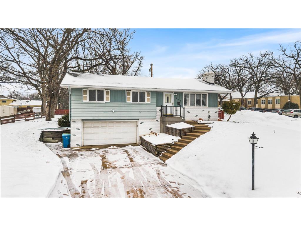 255 Mercury Drive NE Fridley MN 55432 7005826 image1