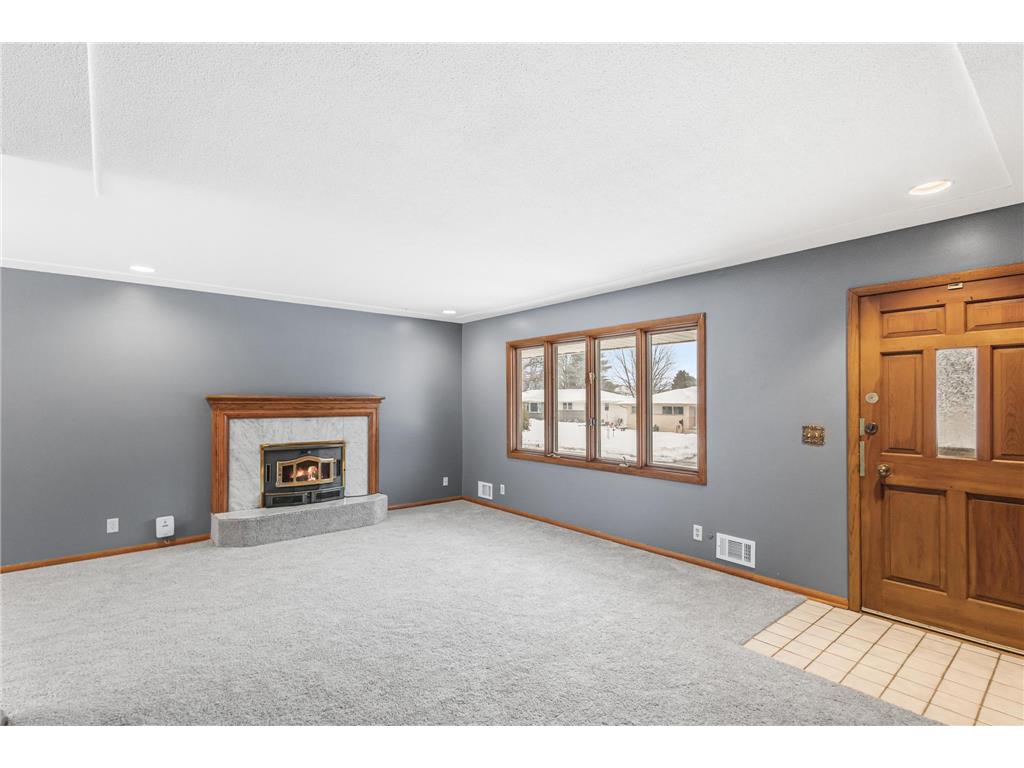 255 Mercury Drive NE Fridley MN 55432 7005826 image10