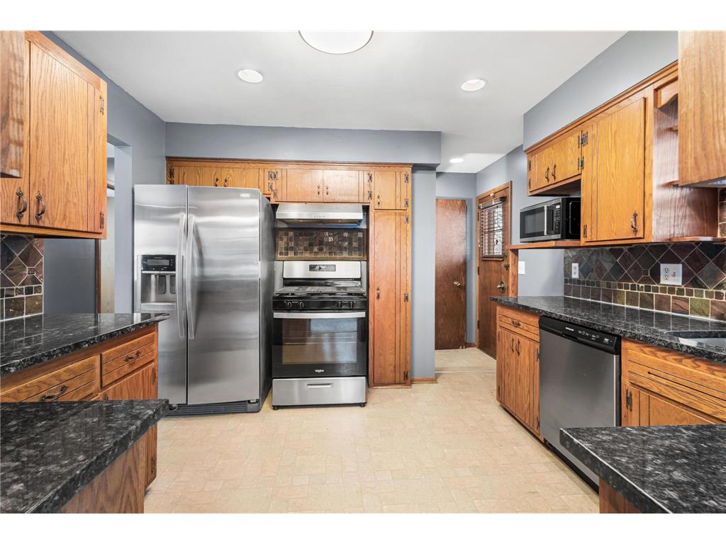 255 Mercury Drive NE Fridley MN 55432 7005826 image15