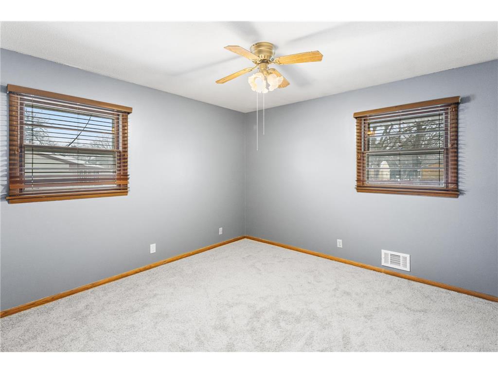 255 Mercury Drive NE Fridley MN 55432 7005826 image22