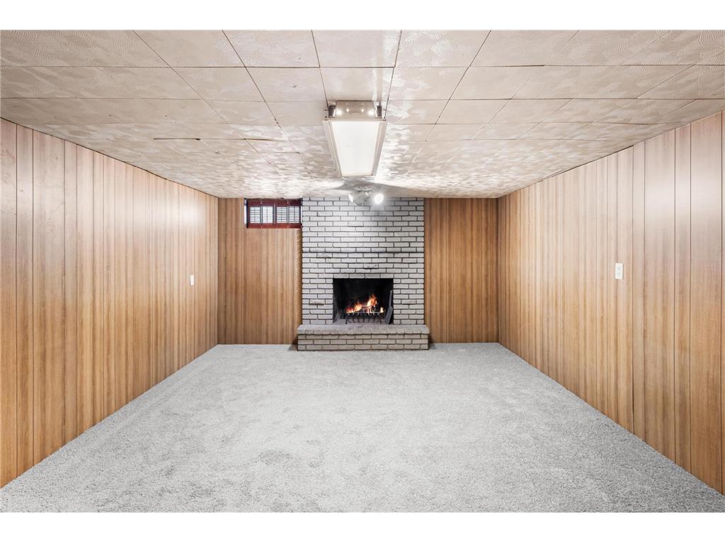 255 Mercury Drive NE Fridley MN 55432 7005826 image29