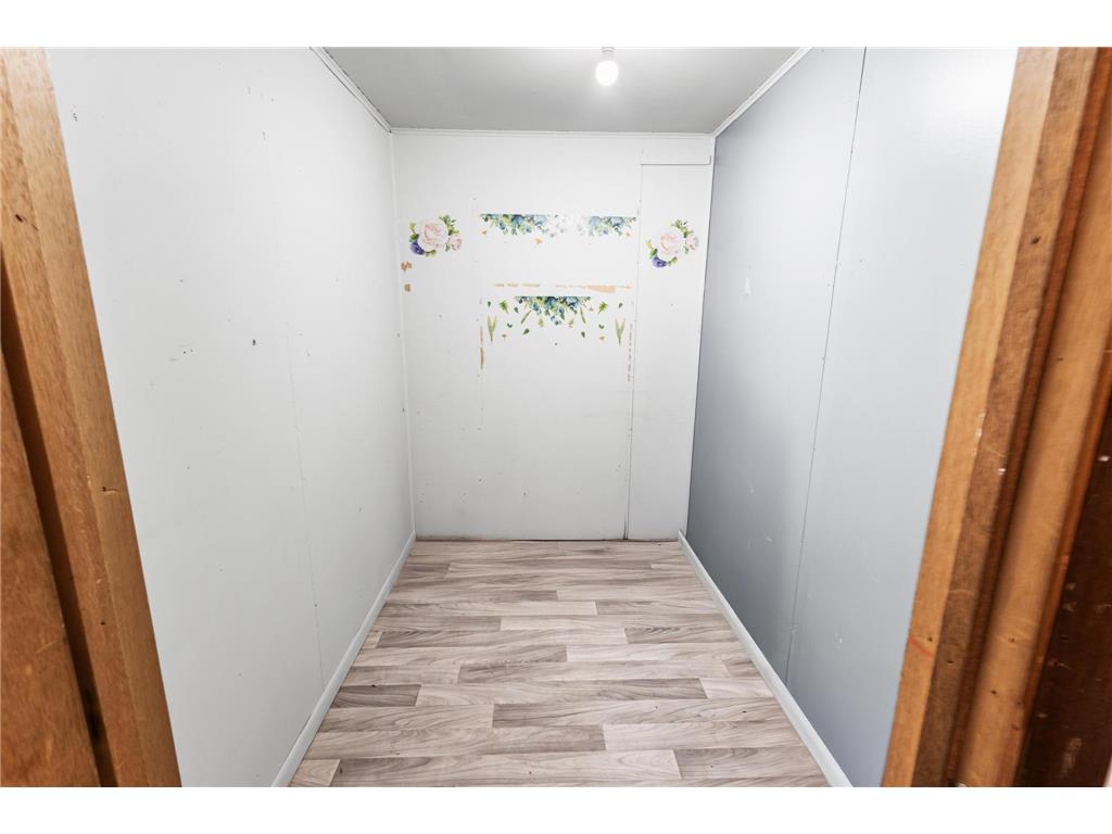 255 Mercury Drive NE Fridley MN 55432 7005826 image32