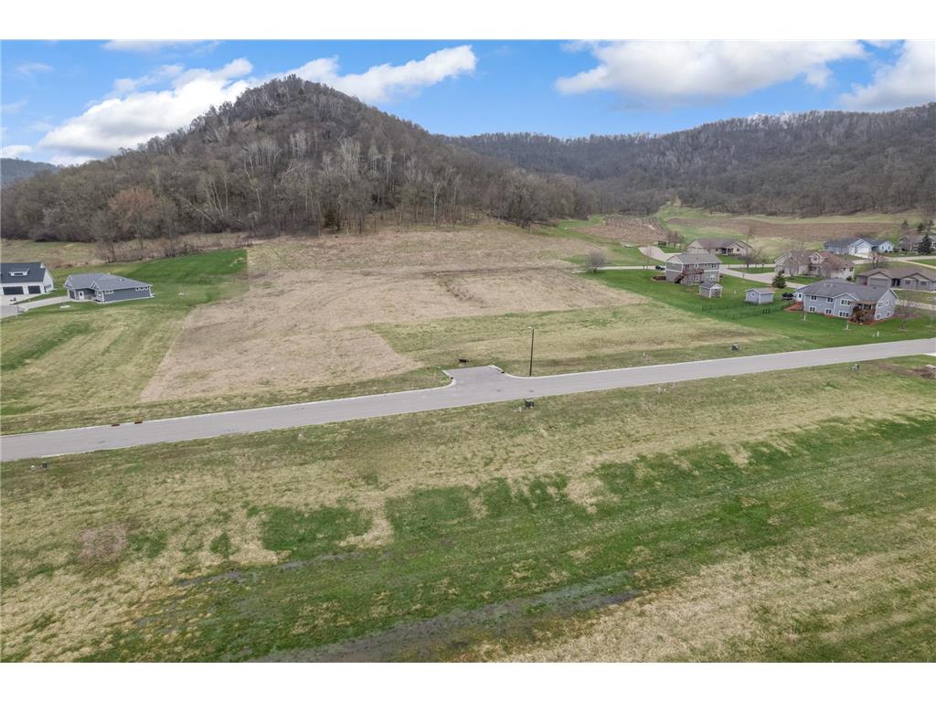 255 Pheasant Run Rollingstone MN 55959 7058621 image10